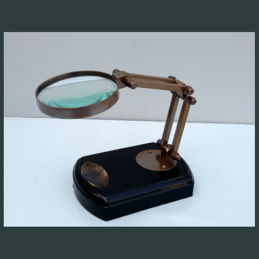 3"Magnifying Glass with base 3" H-6