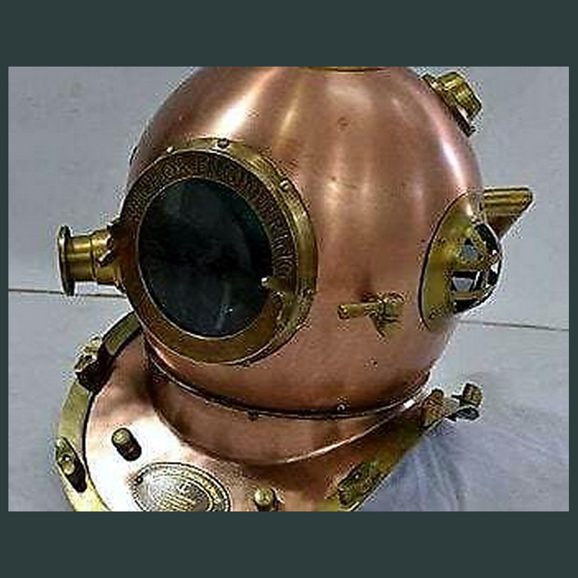 Diver's Helmet decor - Image 3