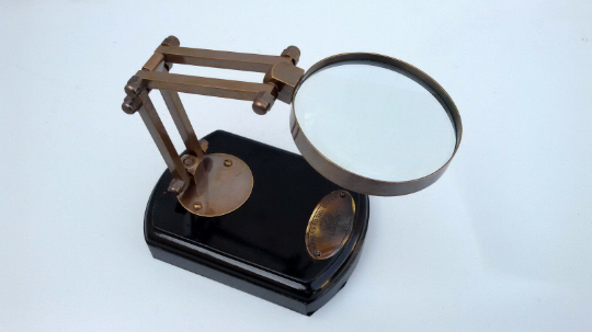 Antique Style Adjustable 3" Magnifying Glass With Wood Base Solid Brass Perfect Gift
