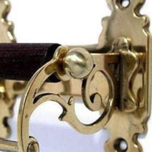 Toilet Roll Holder Brass Vintage Novelty Victorian Old Wooden Loop (W/O/F)