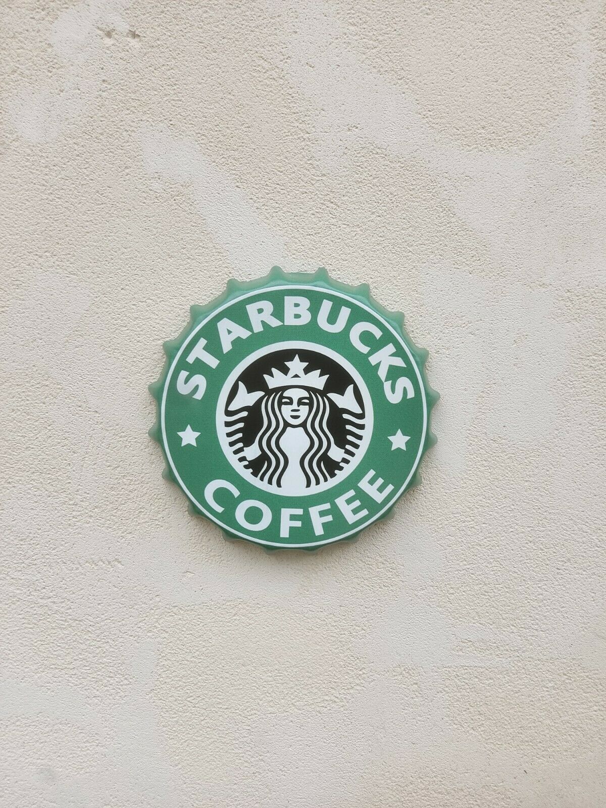 Wall Art/sign Starbucks Coffee /Vintage Tin Metal 35cm Bottle Top Bar Pub.
