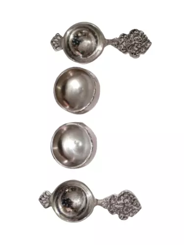 Pair of Flower design Victorian Style silver plated tea strainers - Image 2